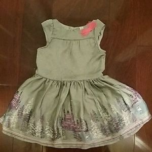 Girls dress